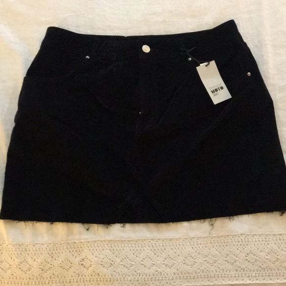 Topshop Dresses & Skirts - TOPSHOP NBW Black velvet mini skirt